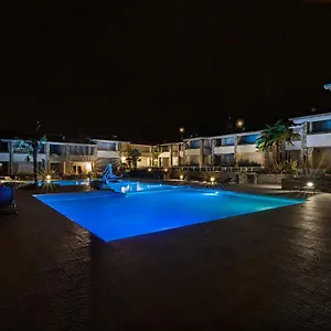 Le Mele 35 By Wonderful Italy , Castel Venzago Italien