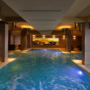 Donna Vi Hotel