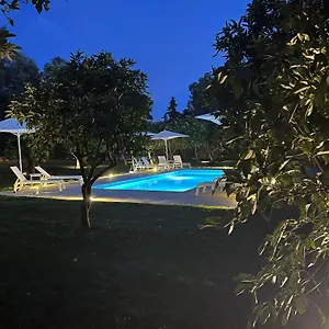 Tuzzo Bed & Breakfast
