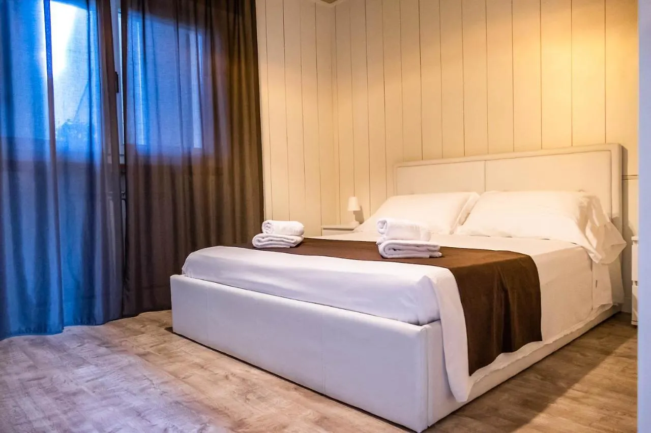 Hotel Venezia Park - Enjoy Holiday Castelnuovo del Garda
